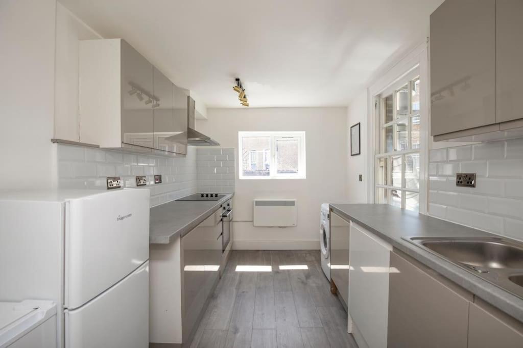 Spacious Serenity In The Heart Of Central London Exterior photo